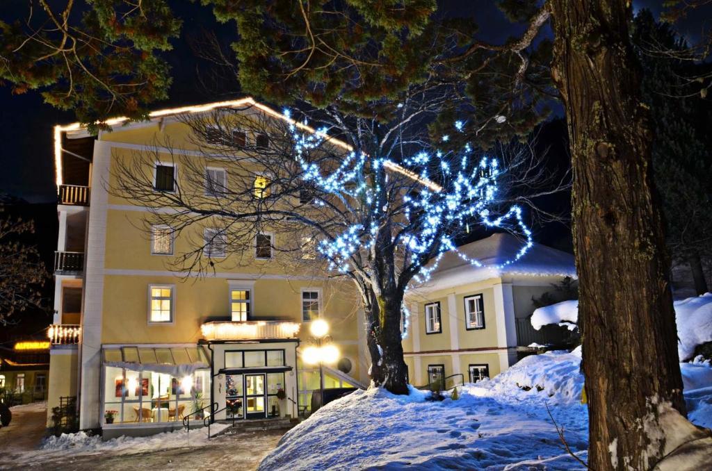 Kur&Ferien Hotel Helenenburg Бад Гащайн Екстериор снимка